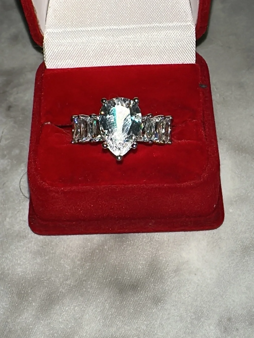 Elegant Pear-Cut Clear Crystal Eternity Ring - Silver Tone